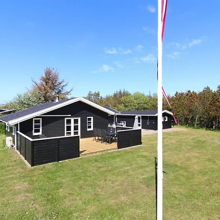 Hillmari - 200m From The Sea By Interhome Holiday home