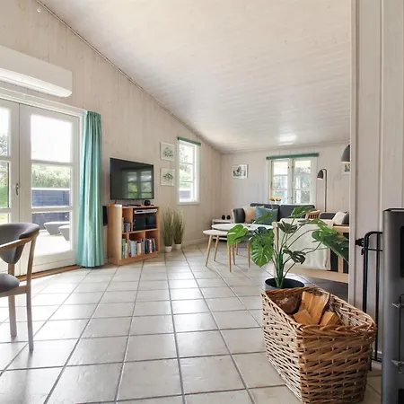 Holiday home Hillmari - 200m From The Sea By Interhome *