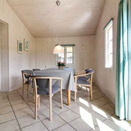 Holiday home Hillmari - 200m From The Sea By Interhome *