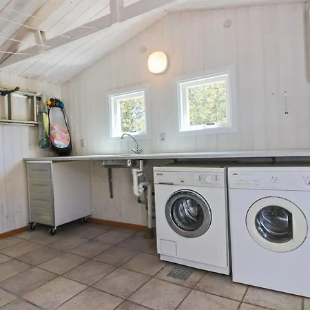 Holiday home Hillmari - 200m From The Sea By Interhome *